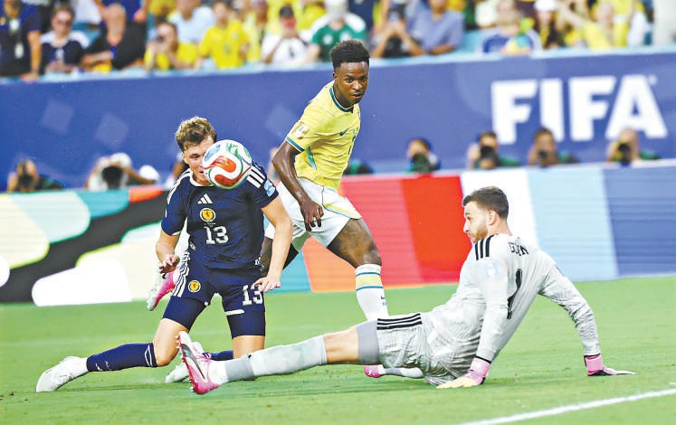 2026世界杯：巴西3-0苏格兰，维尼修斯4球紧追梅西